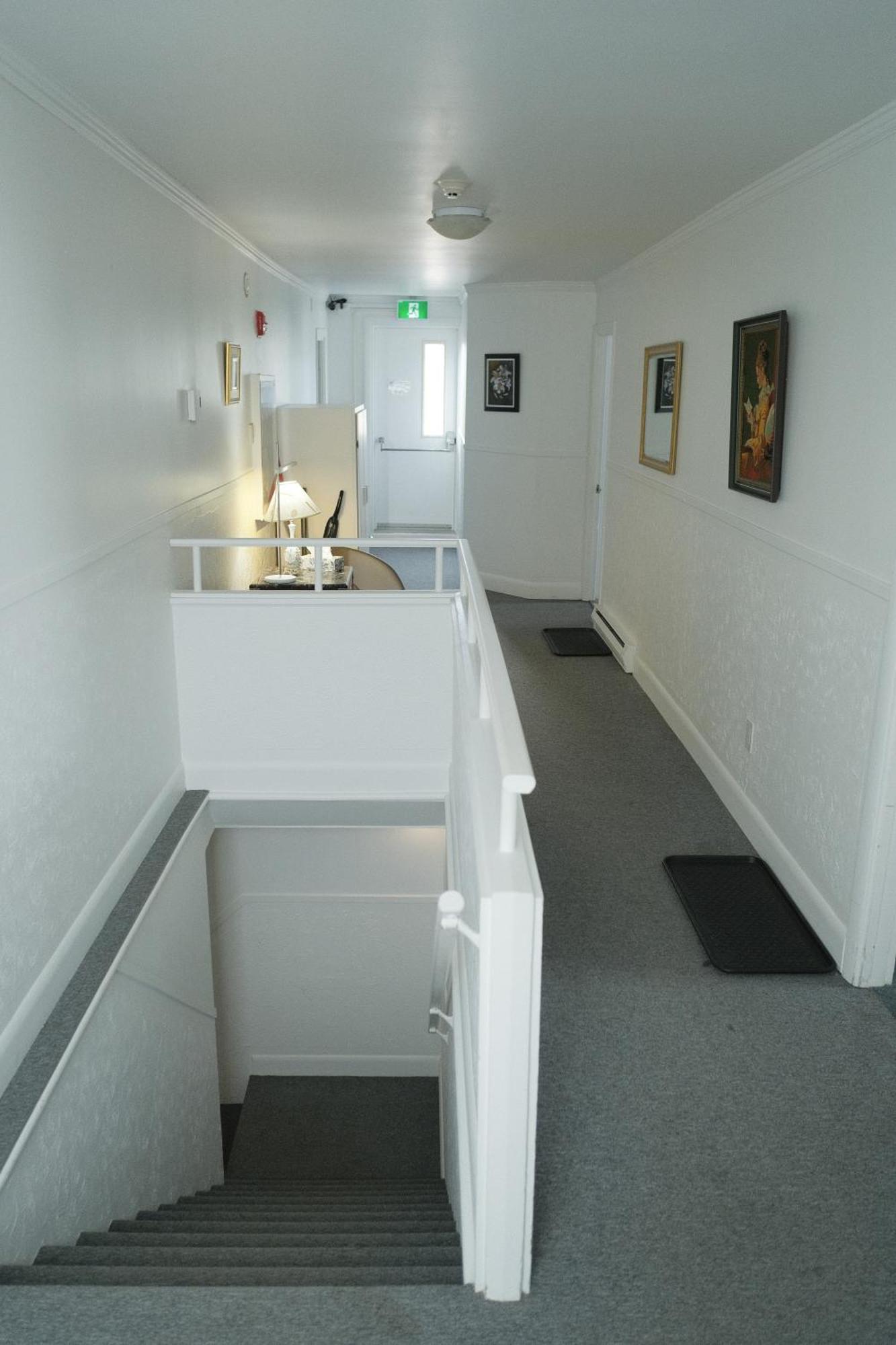 St-tite-des-caps Inn 2*